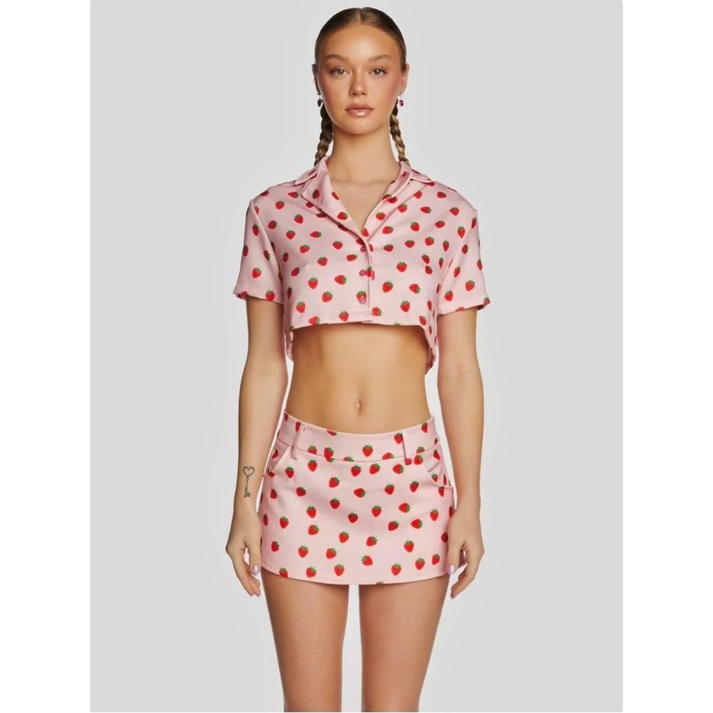 NWT Omighty Strawberry Crop Top - Pink Cropped Button Up Short Sleeve Top Shirt